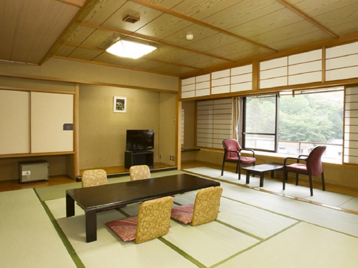 Izu Nagaoka Kinjokan Izunokuni المظهر الخارجي الصورة